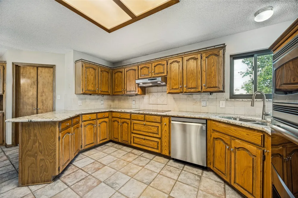 705 Michelle Place Coppell, TX 75019