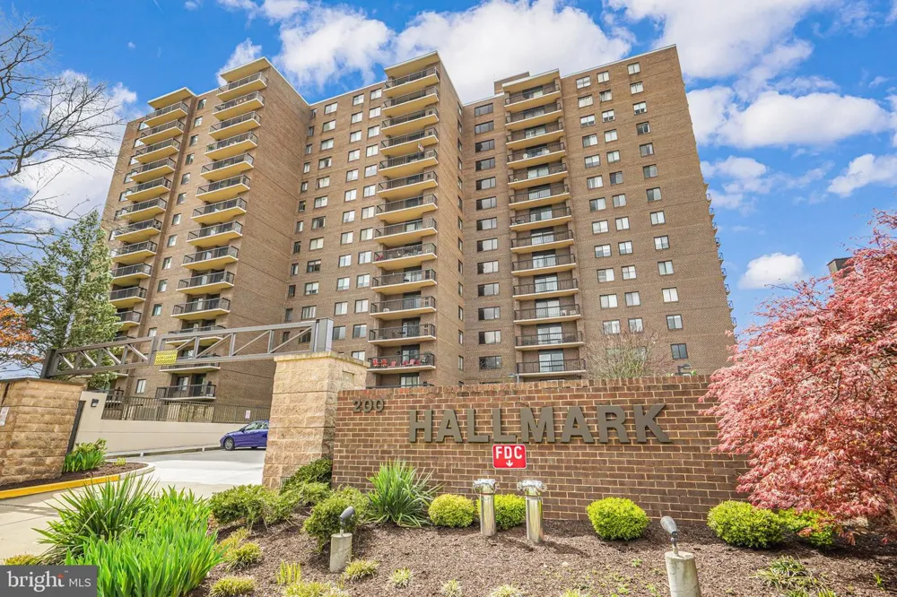 200 PICKETT STREET #214 Alexandria, VA 22304