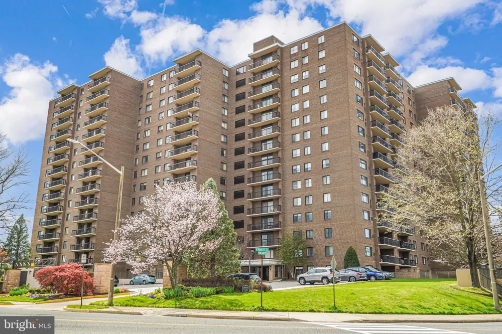 200 PICKETT STREET #214 Alexandria, VA 22304