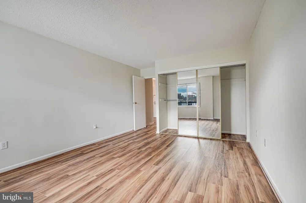 200 PICKETT STREET #214 Alexandria, VA 22304