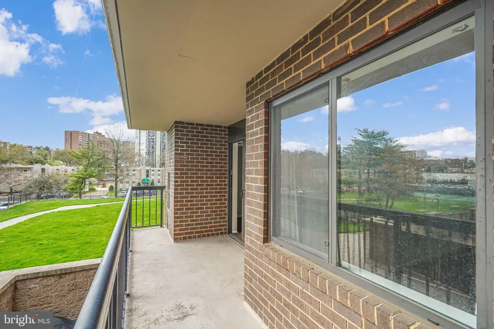200 PICKETT STREET #214 Alexandria, VA 22304