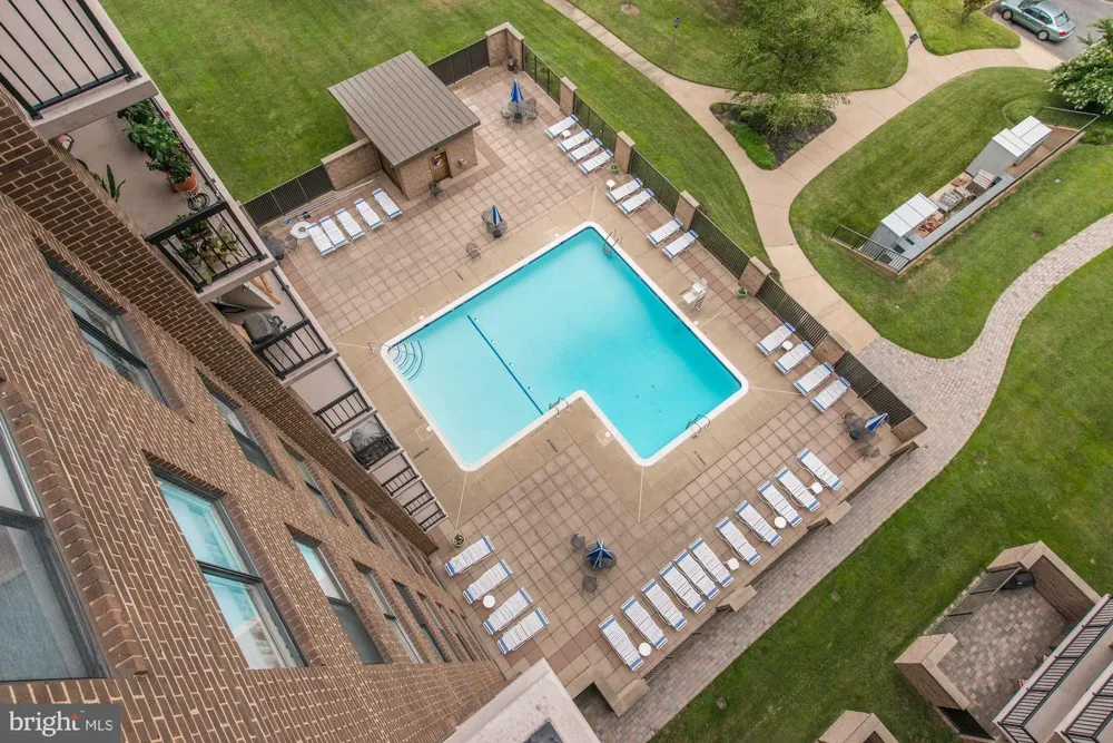 200 PICKETT STREET #214 Alexandria, VA 22304