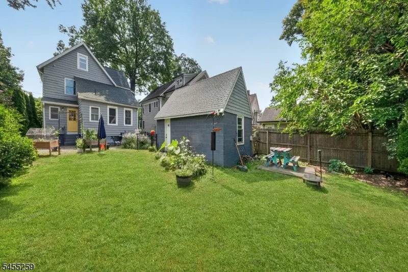 46 Greenwood Ave Madison, NJ 07940