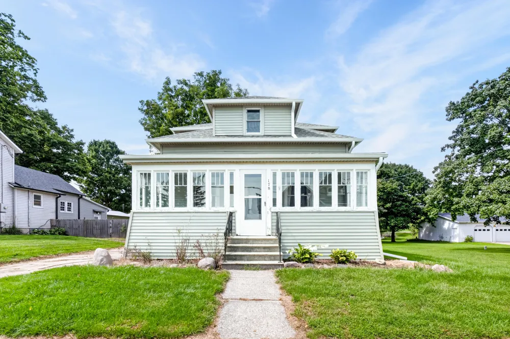 178 S Main Street Woodland, MI 48897