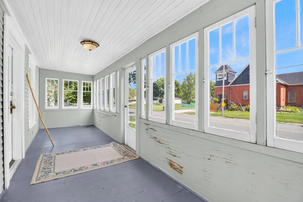 178 S Main Street Woodland, MI 48897