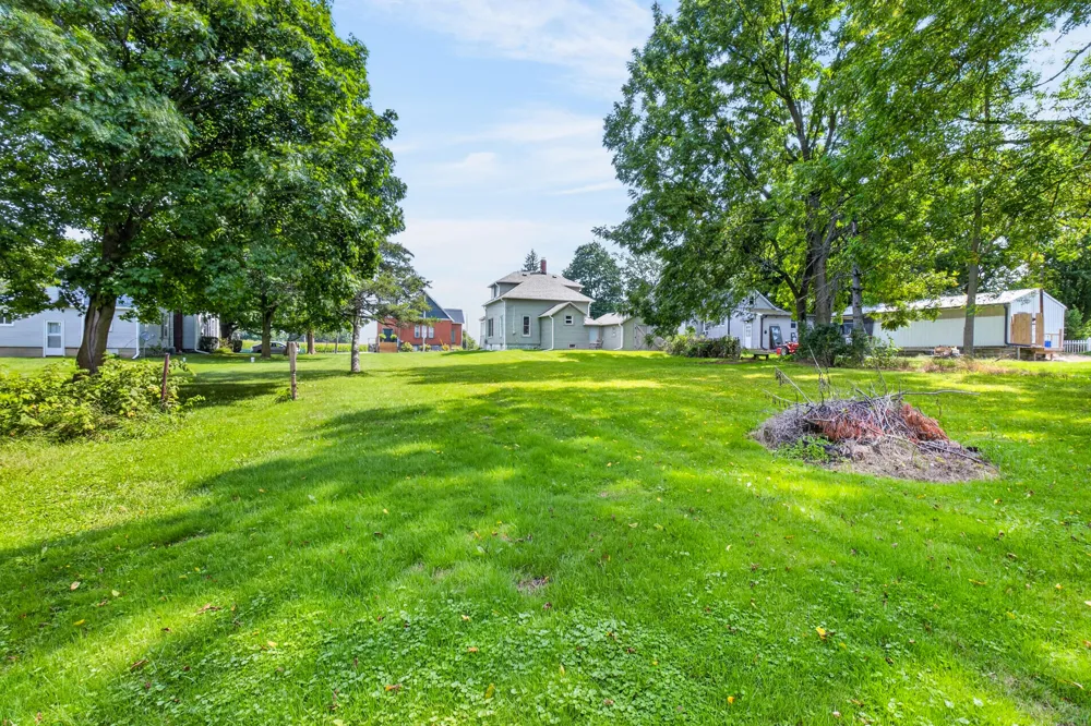 178 S Main Street Woodland, MI 48897