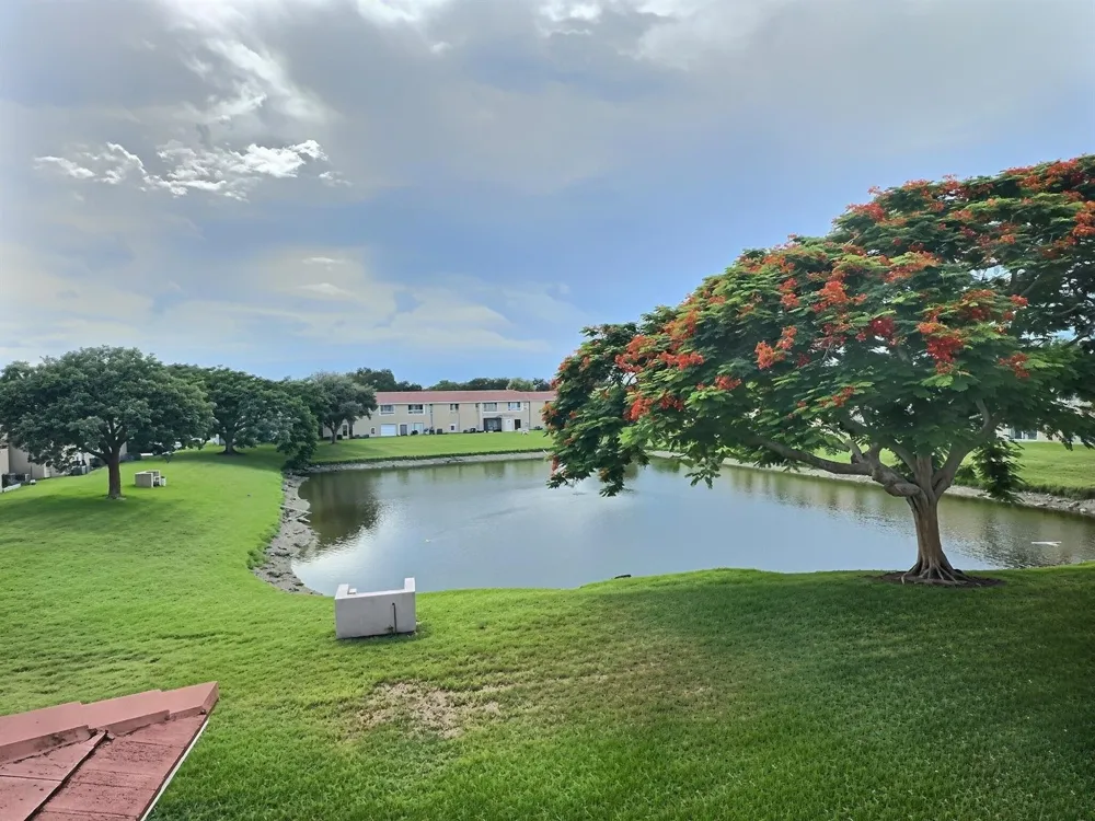 889 TWIN LAKES DRIVE #1-J Coral Springs, FL 33071