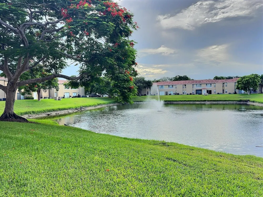 889 TWIN LAKES DRIVE #1-J Coral Springs, FL 33071