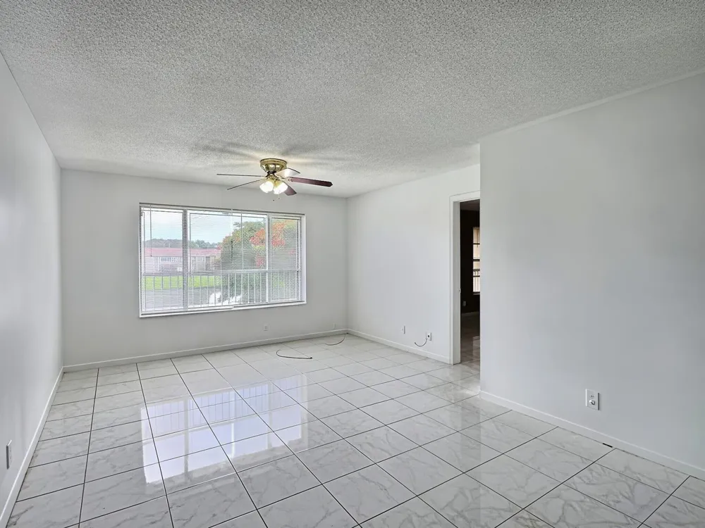 889 TWIN LAKES DRIVE #1-J Coral Springs, FL 33071