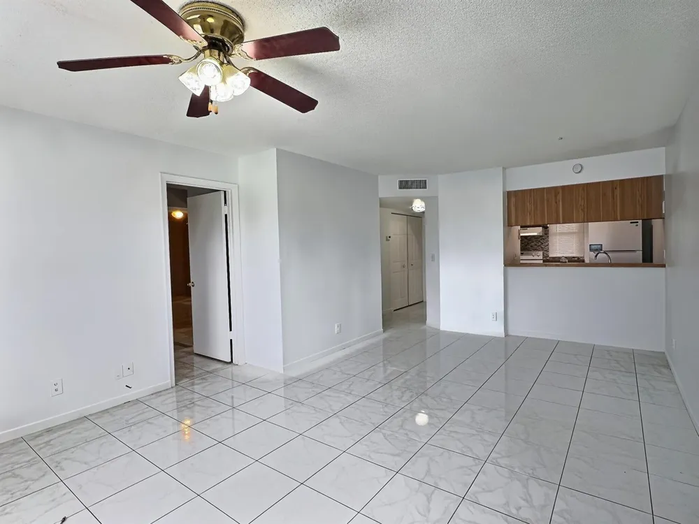 889 TWIN LAKES DRIVE #1-J Coral Springs, FL 33071
