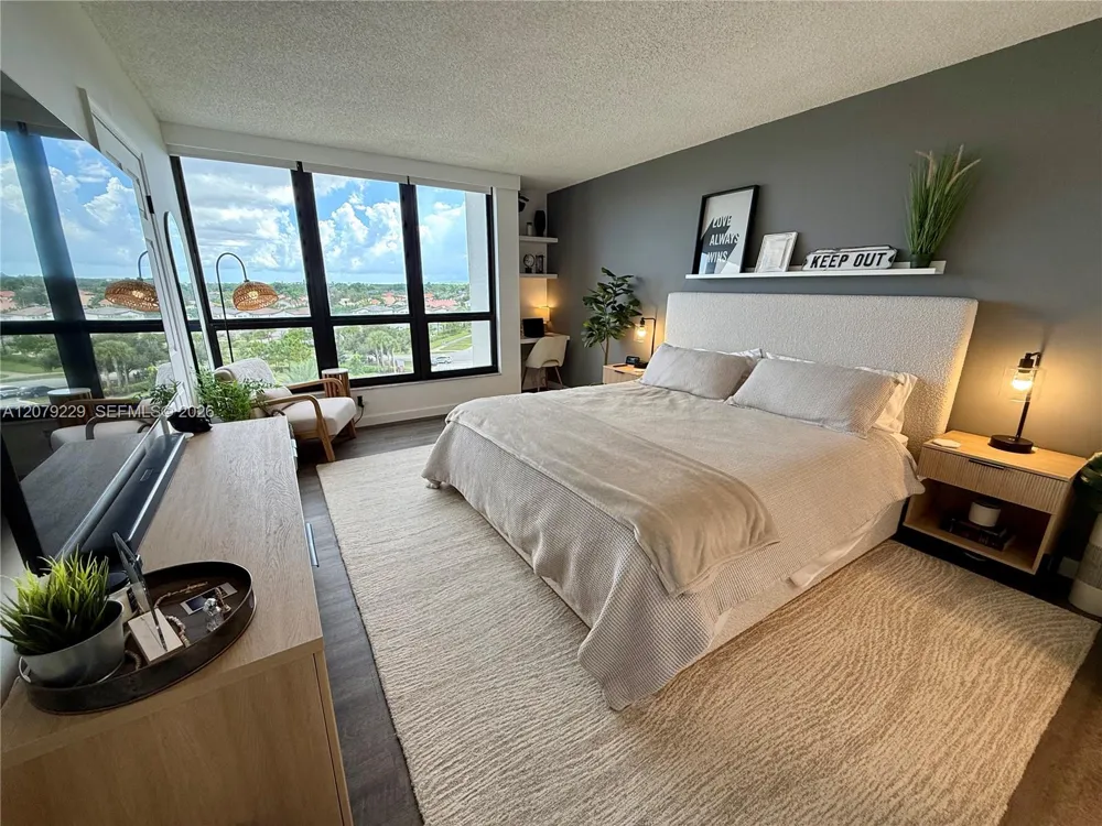 5951 Wellesley Park Dr #605 Boca Raton, FL 33433