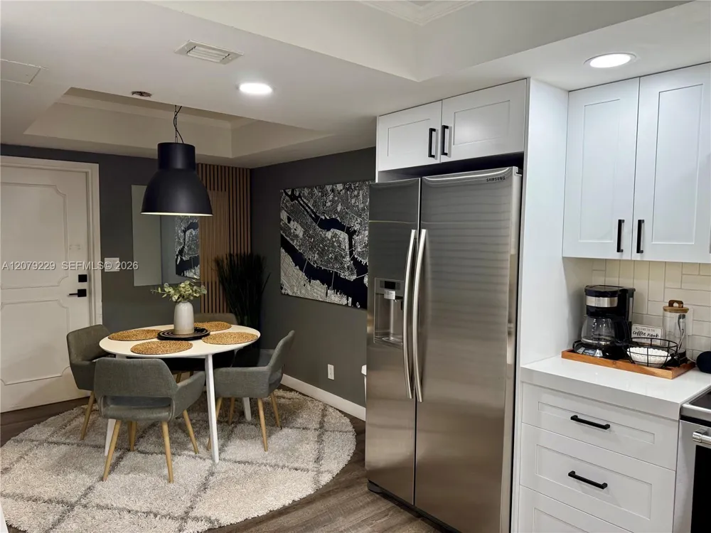 5951 Wellesley Park Dr #605 Boca Raton, FL 33433