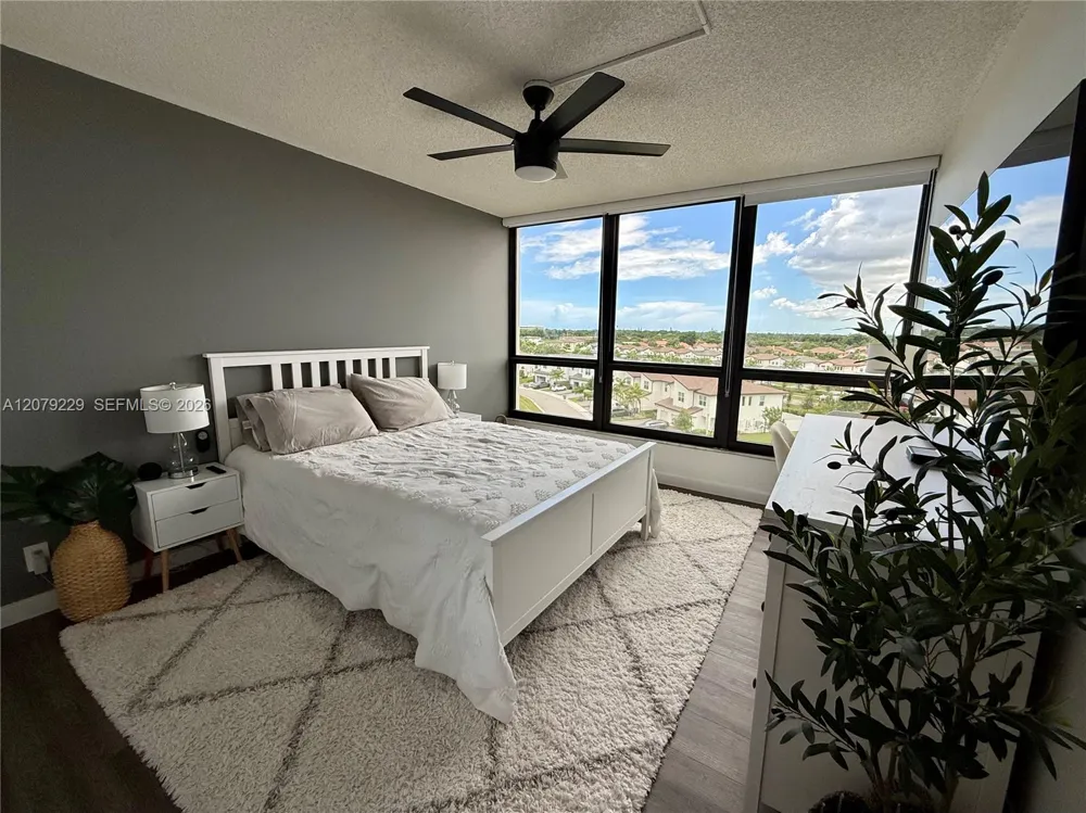 5951 Wellesley Park Dr #605 Boca Raton, FL 33433