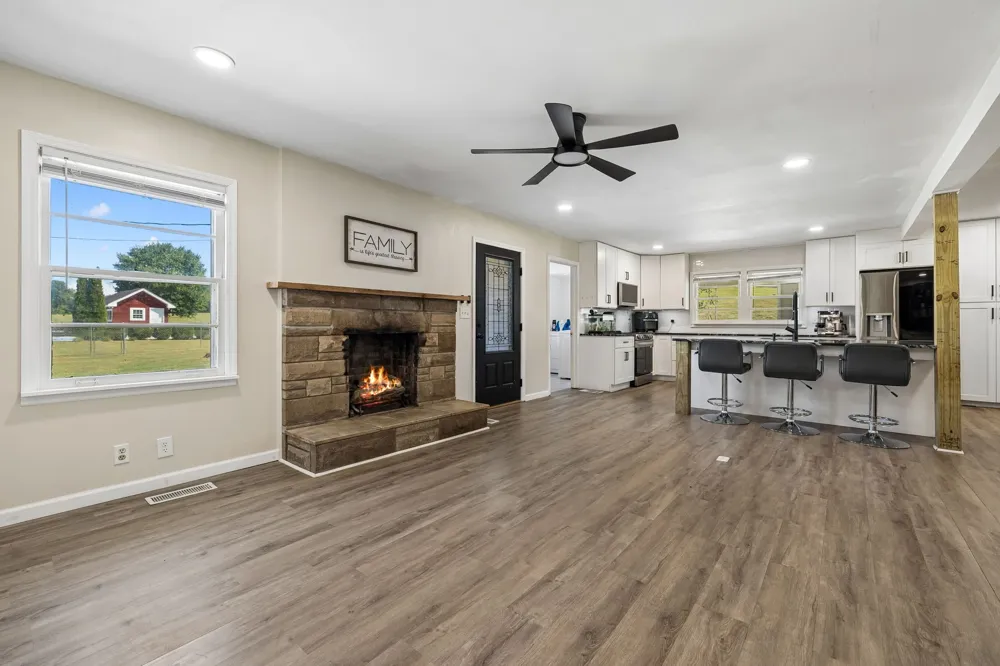 390 Rankin Rd Castalian Springs, TN 37031