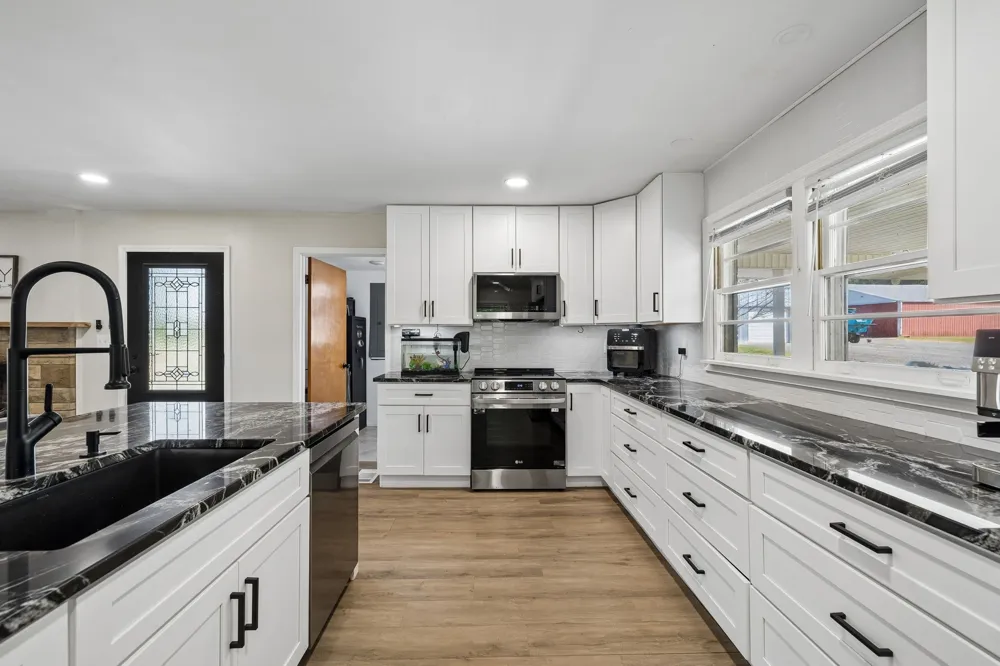 390 Rankin Rd Castalian Springs, TN 37031