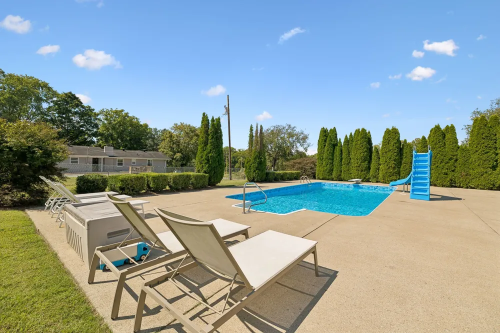390 Rankin Rd Castalian Springs, TN 37031