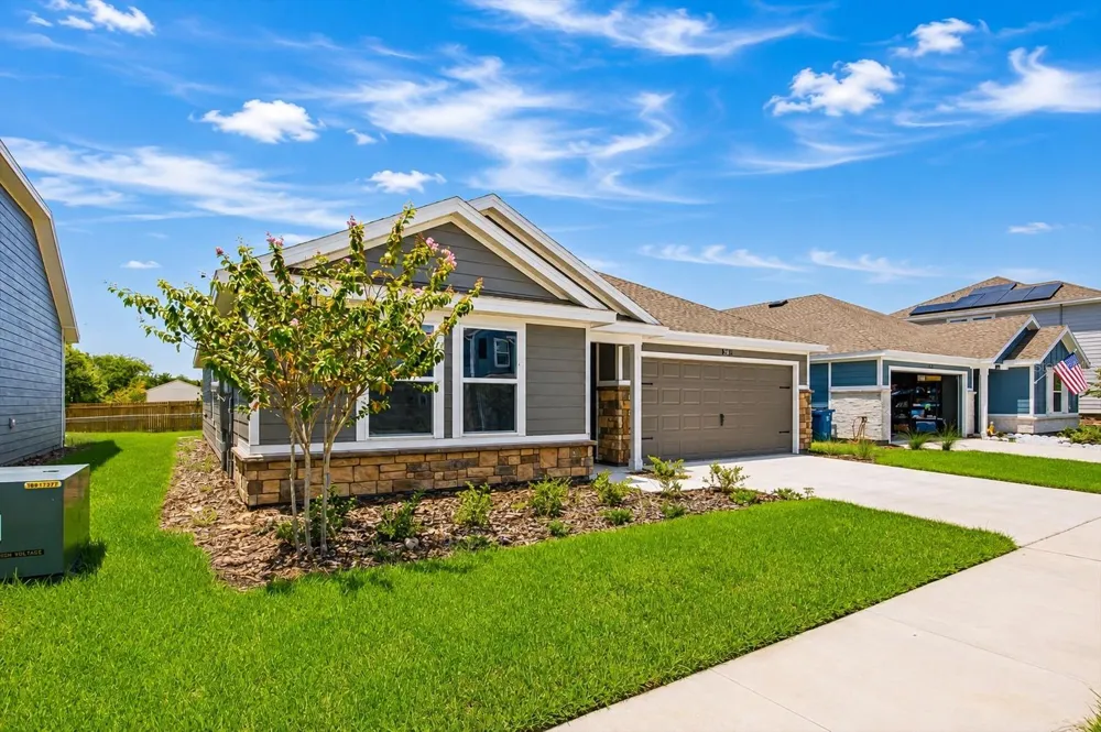 3841 AMERS LOOP Haines City, FL 33844