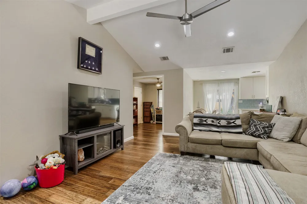 600 Live Oak Drive Cedar Park, TX 78613