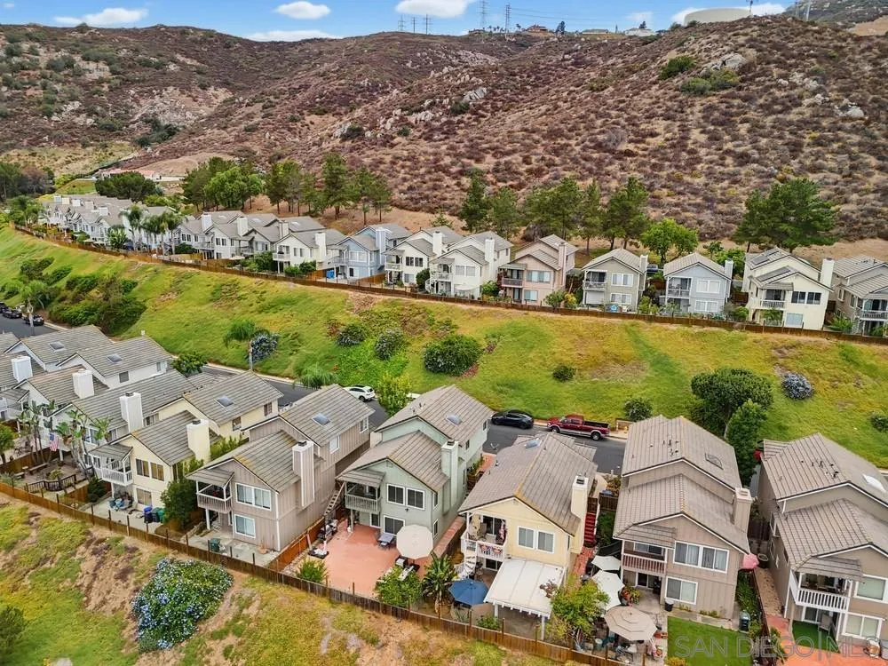 2767 Blackbush El Cajon, CA 92019