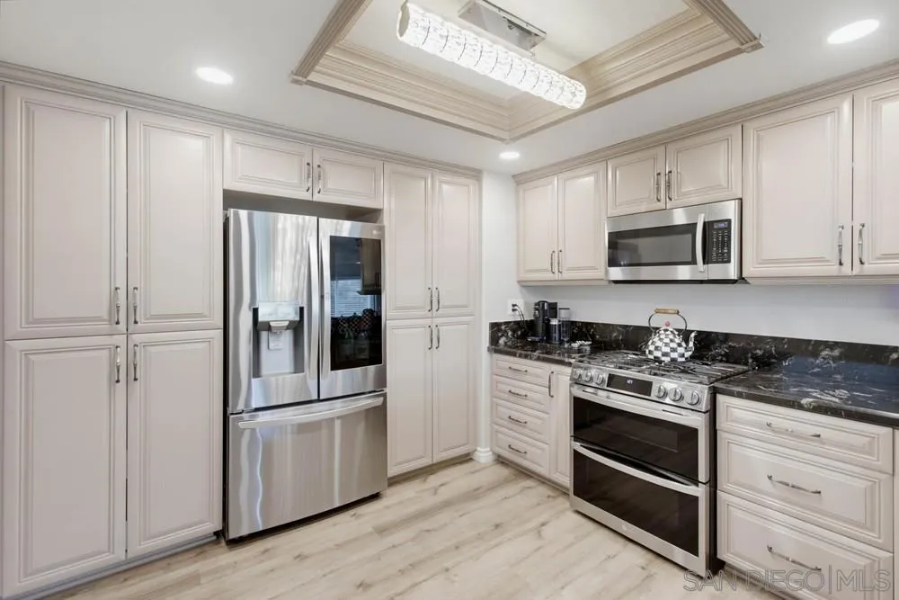 2767 Blackbush El Cajon, CA 92019