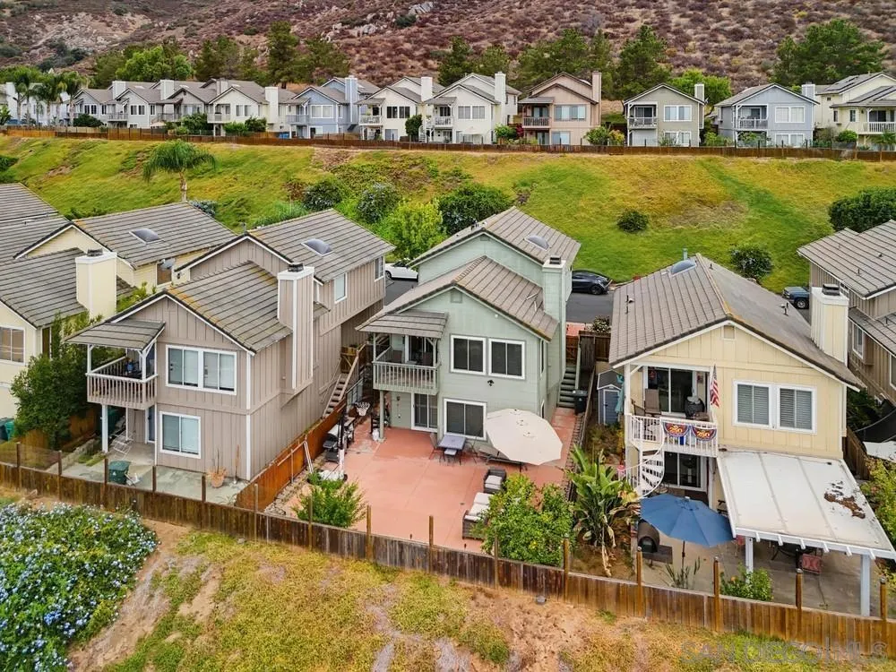 2767 Blackbush El Cajon, CA 92019