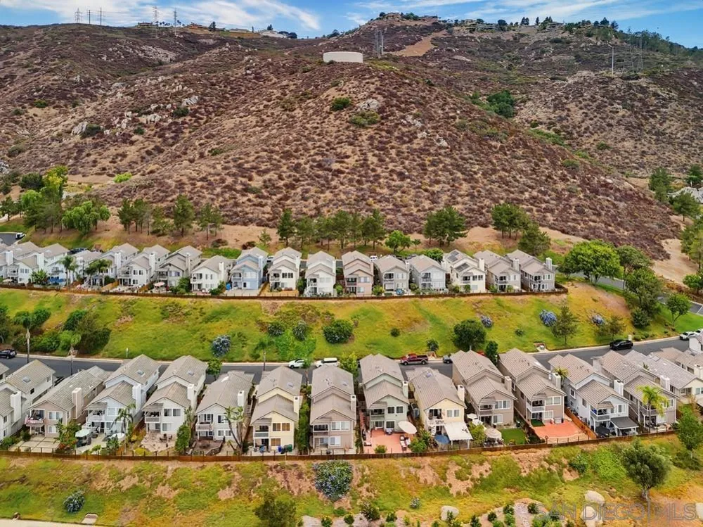 2767 Blackbush El Cajon, CA 92019