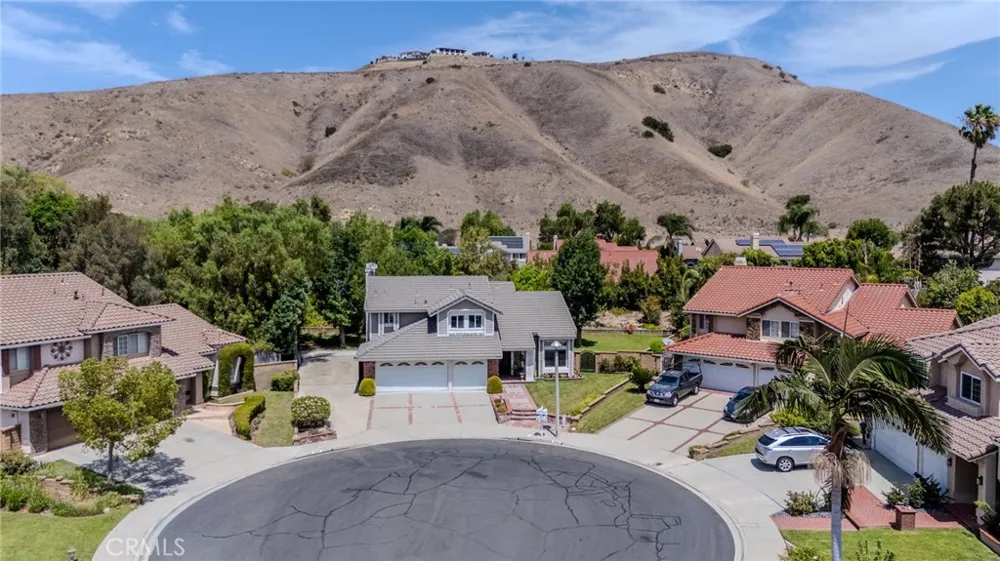 5505 Green Hollow Lane Yorba Linda, CA 92887