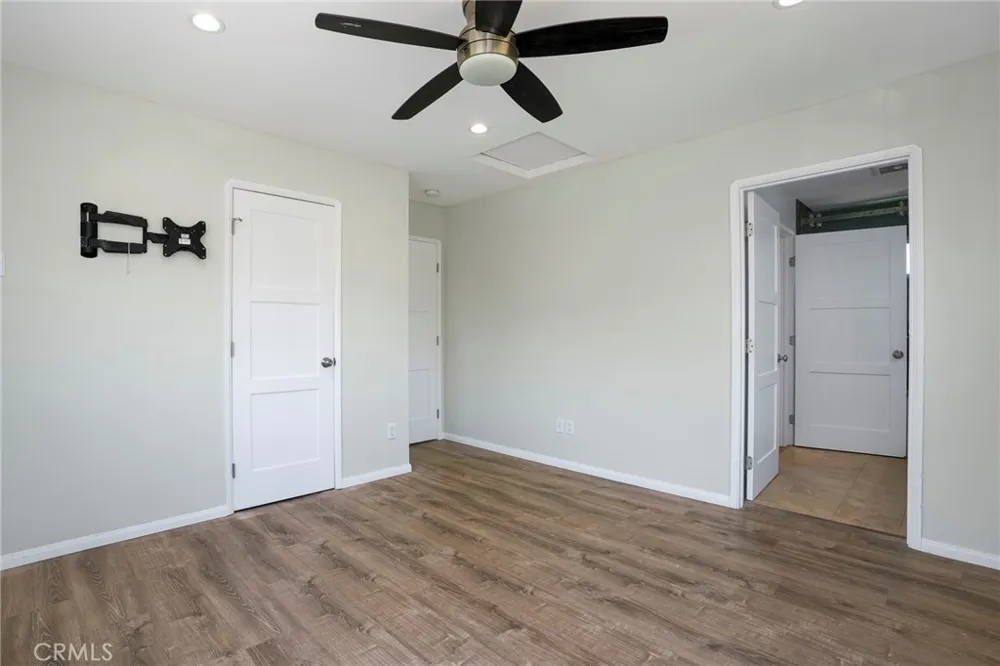 6320 W 85th Street Los Angeles, CA 90045