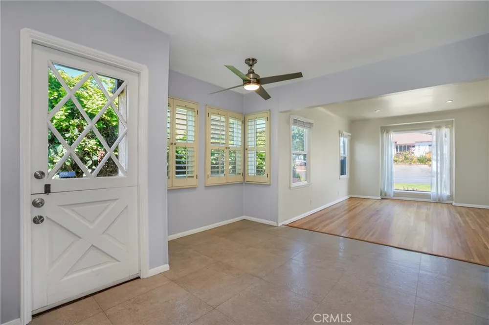 6320 W 85th Street Los Angeles, CA 90045