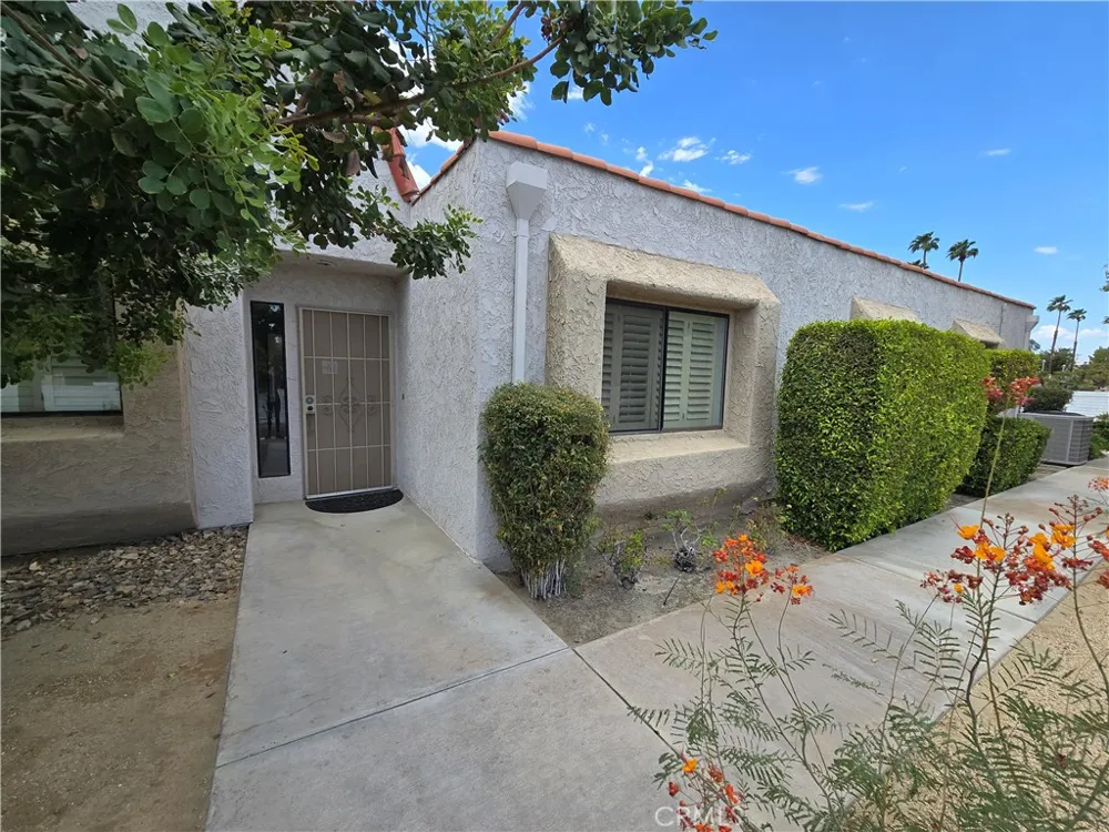 187 Winterhaven Palm Desert, CA 92260