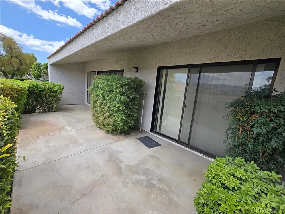 187 Winterhaven Palm Desert, CA 92260