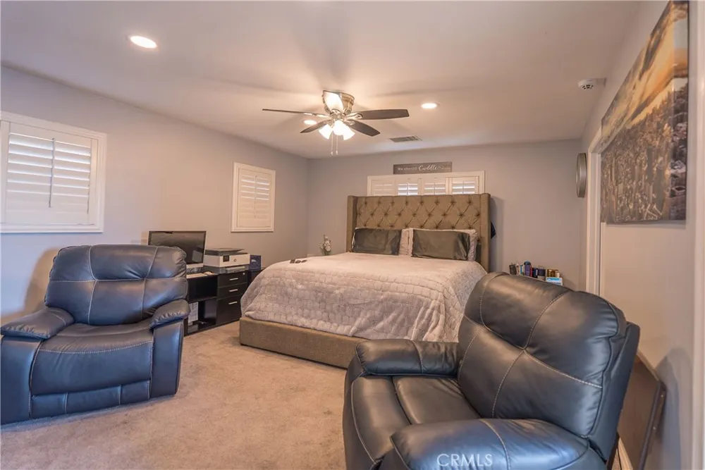 6103 Michelson Street Lakewood, CA 90713