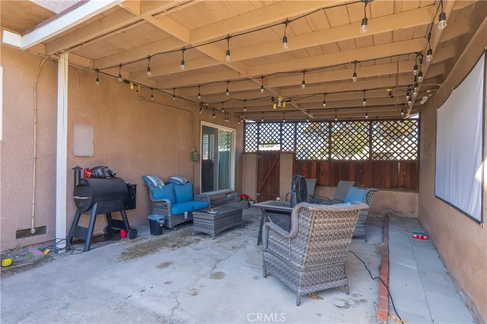 6103 Michelson Street Lakewood, CA 90713