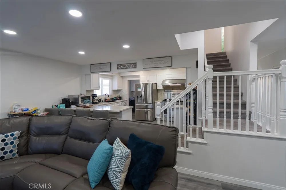 6103 Michelson Street Lakewood, CA 90713