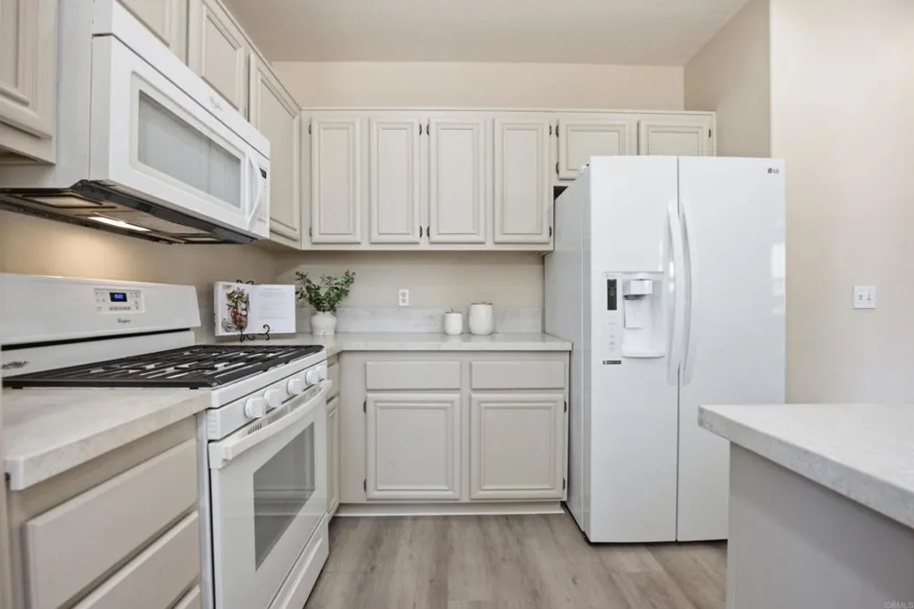 247 Melinda Way Oceanside, CA 92057