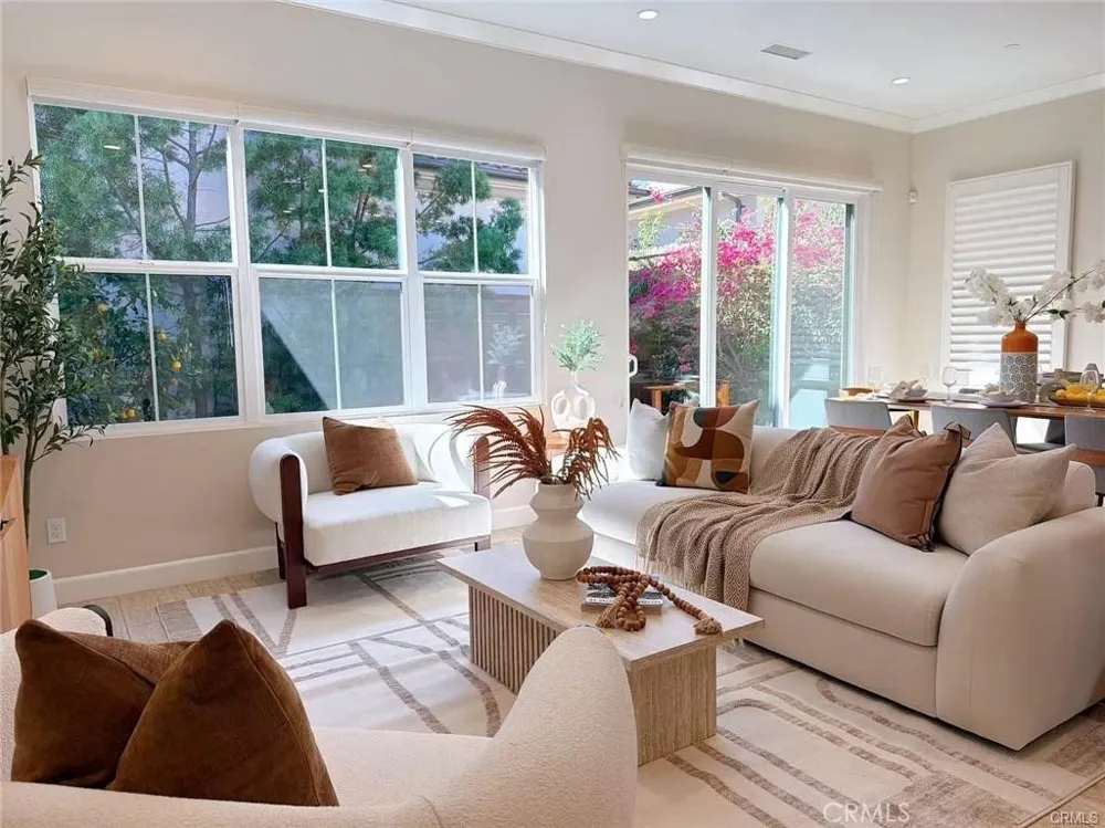 59 Brixton Irvine, CA 92620