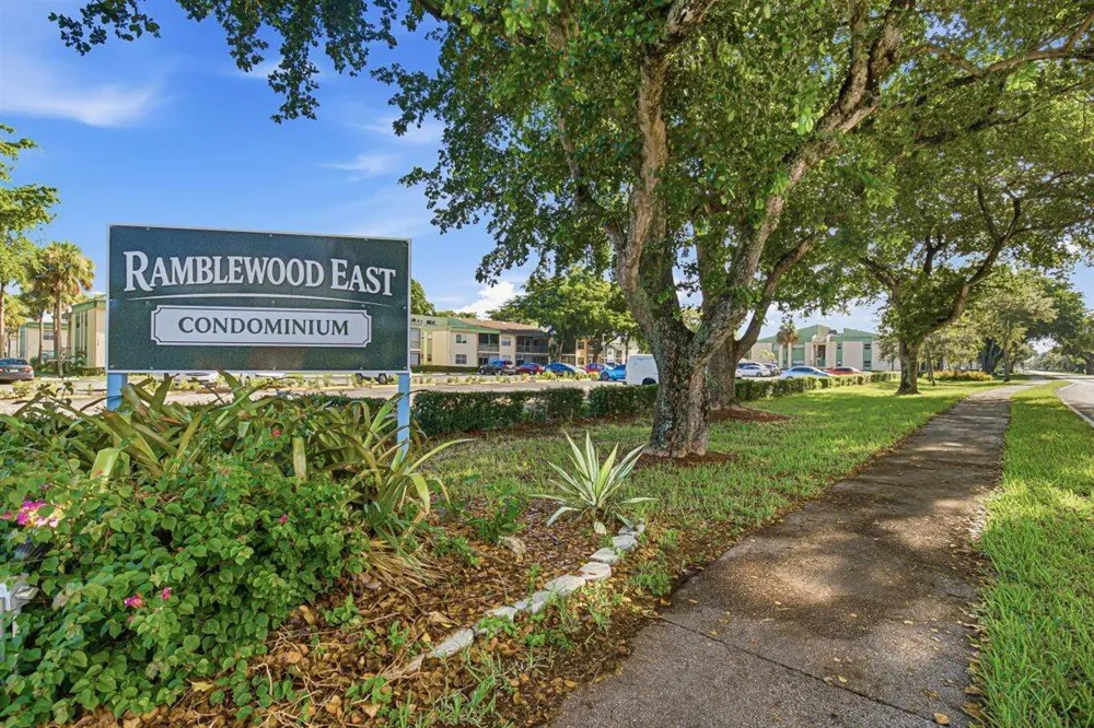 4151 NW 90th Avenue #207 Coral Springs, FL 33065