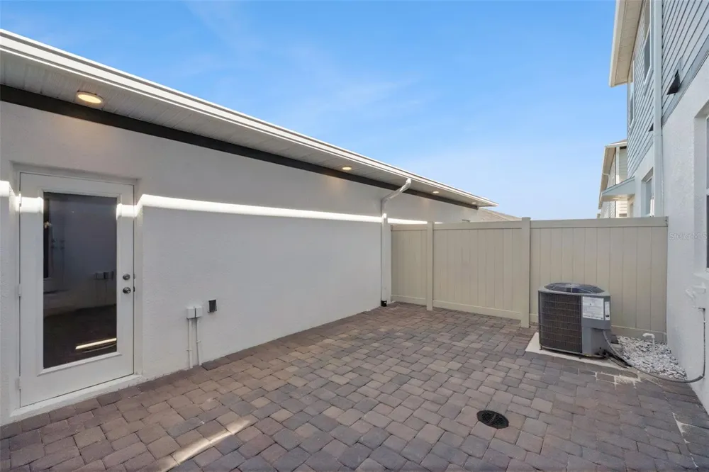 502 LADY PALM STREET Apopka, FL 32703