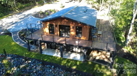 272 Bluebird Road