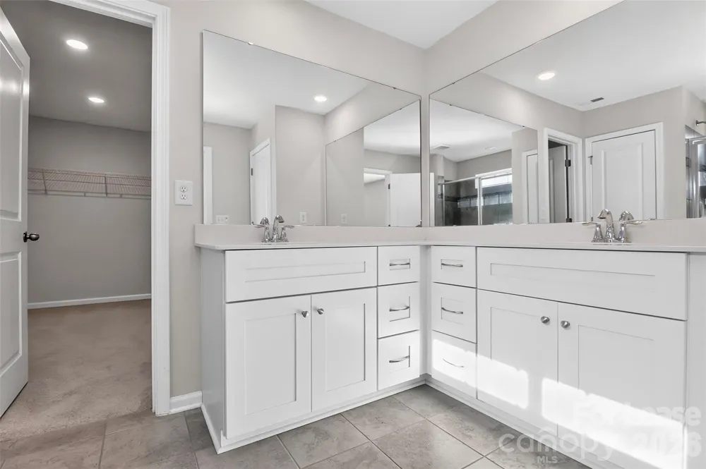 13622 Pontchatrain Avenue Charlotte, NC 28273