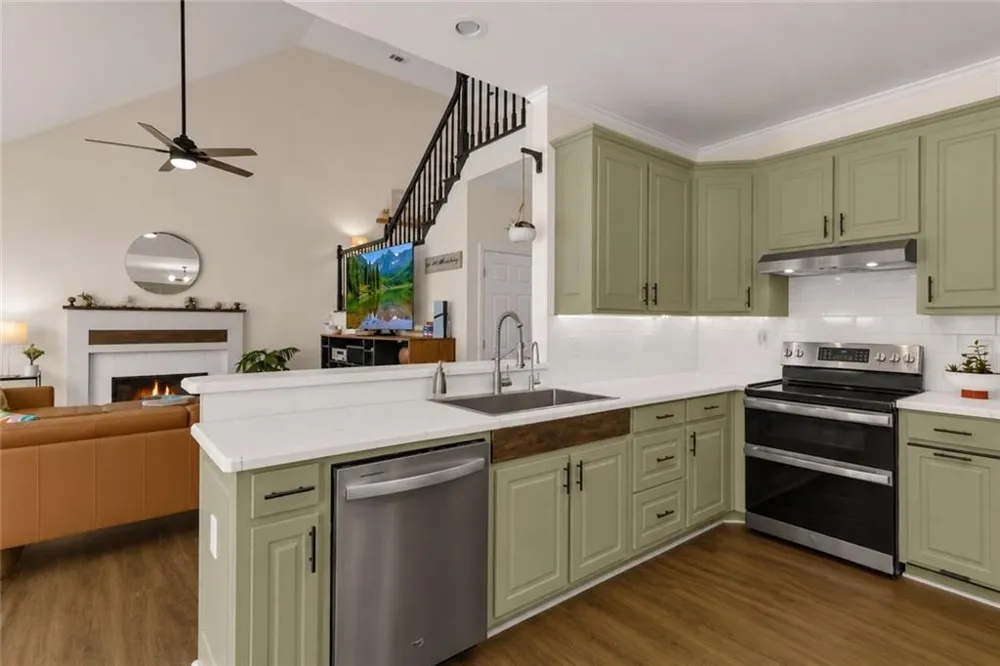 3635 Chartwell Drive Suwanee, GA 30024