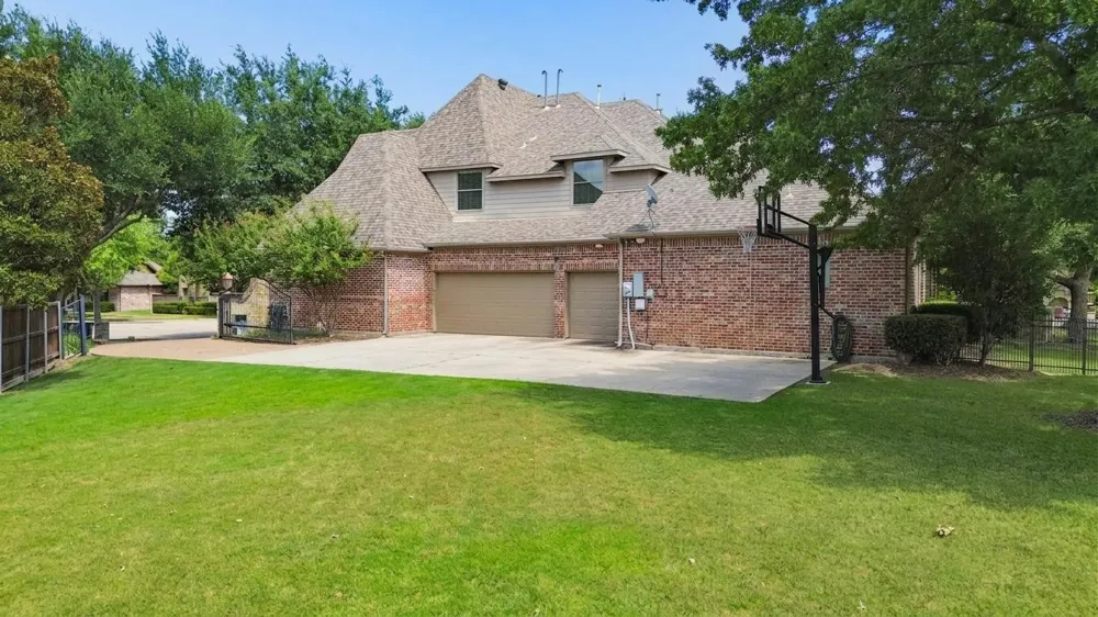 1712 Singletree Court McKinney, TX 75072