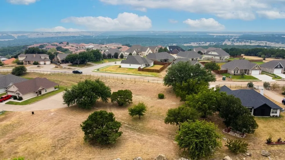 Easy Street Glen Rose, TX 76043