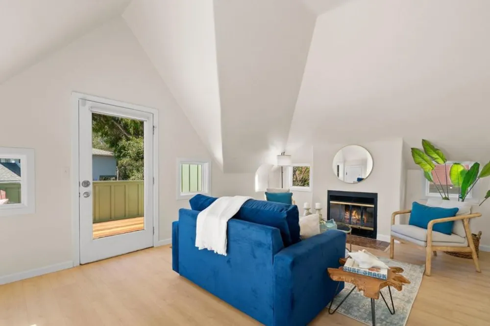 230 Alhambra Avenue Santa Cruz, CA 95062