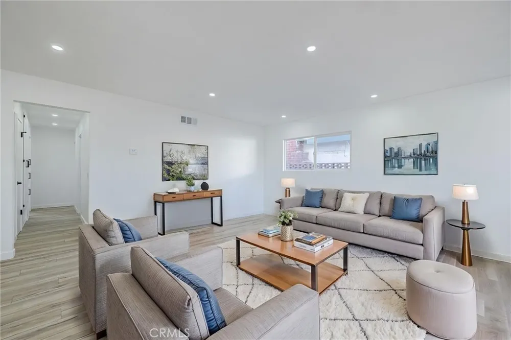 737 W Avenue H7 Lancaster, CA 93534