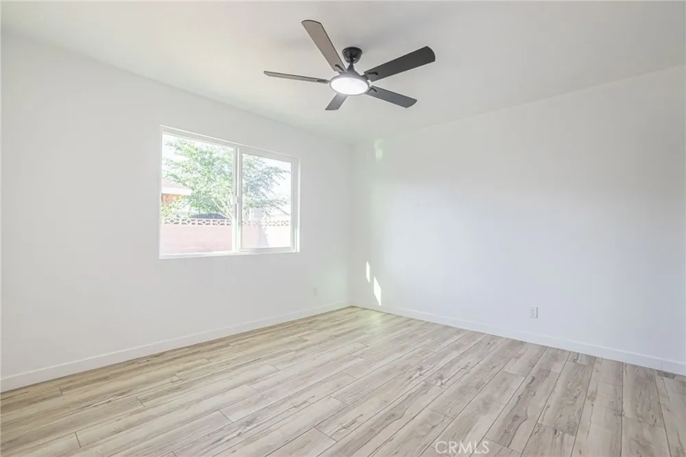 737 W Avenue H7 Lancaster, CA 93534