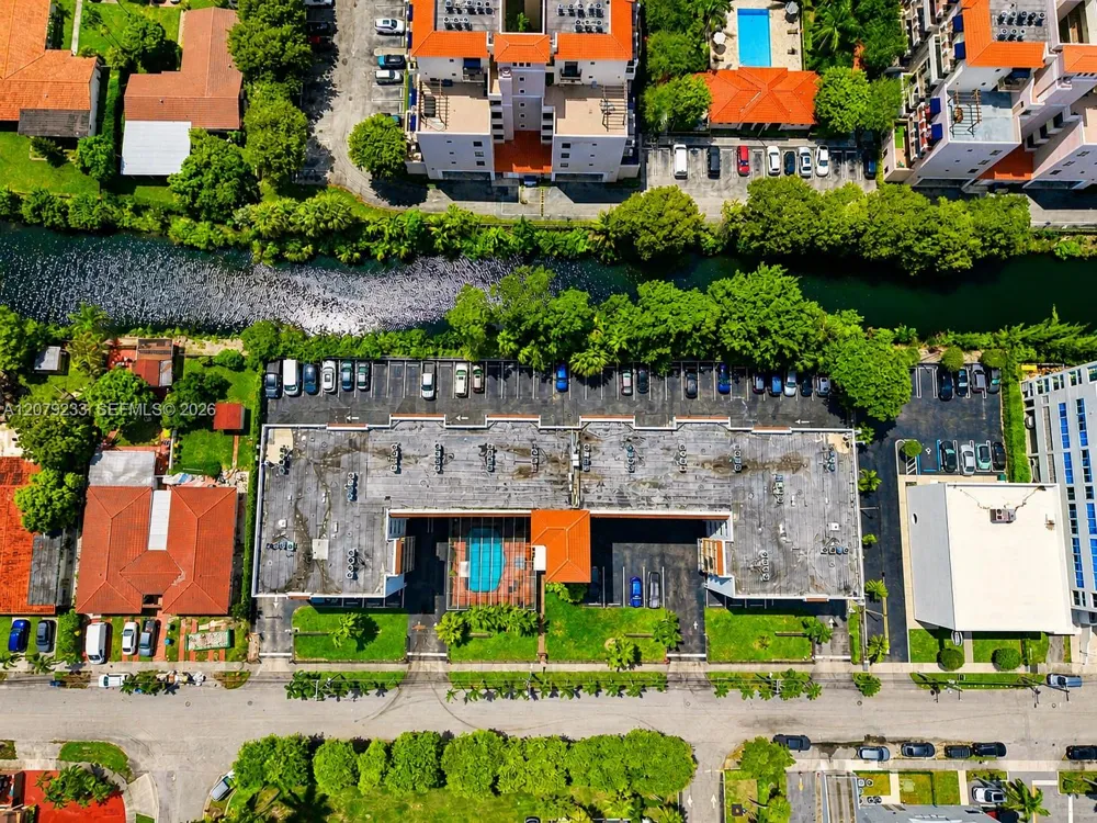 900 SW 84th Ave #415D Miami, FL 33144
