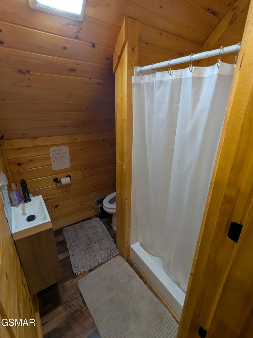 1039 Willard Way Sevierville, TN 37876