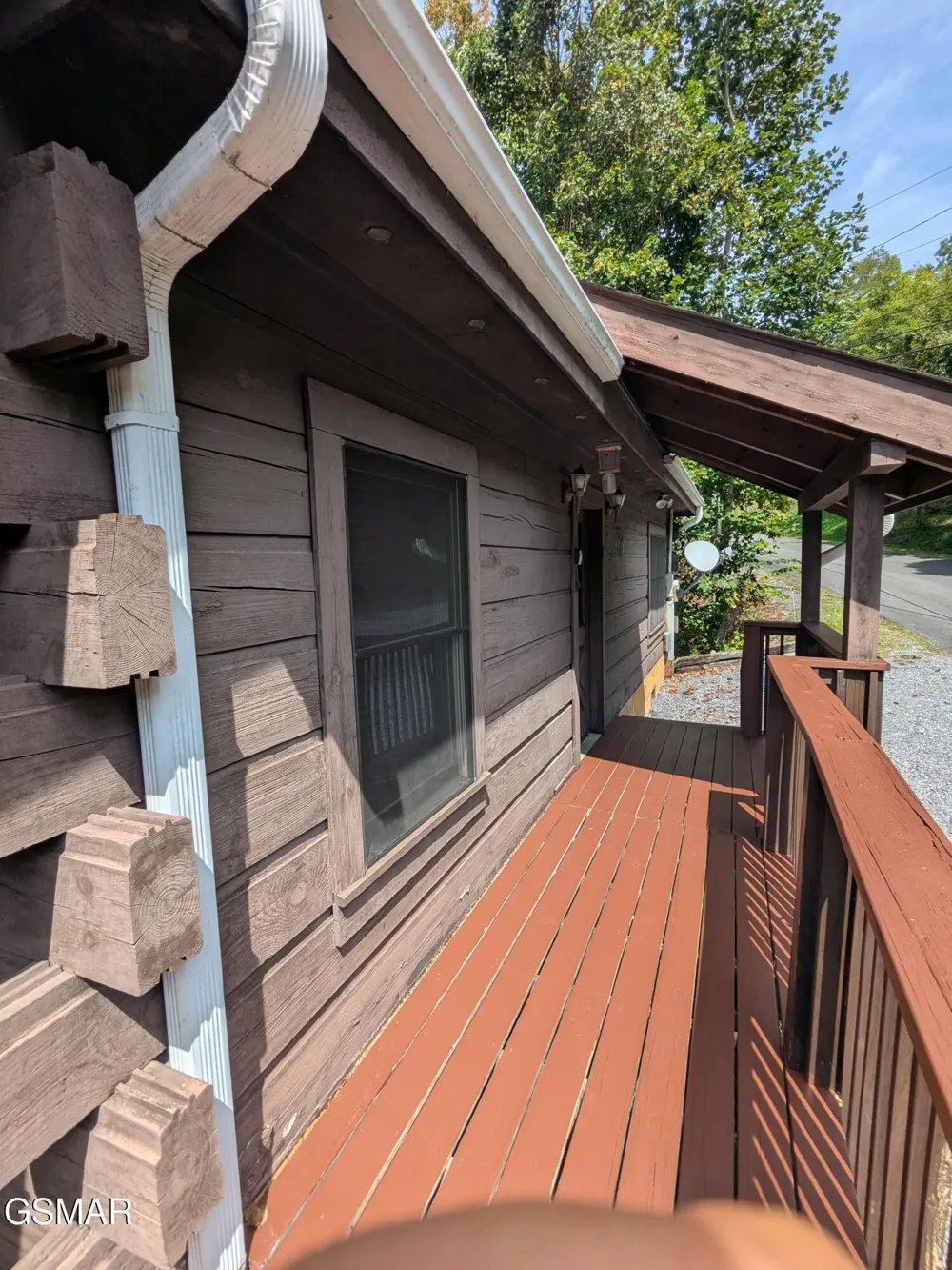 1039 Willard Way Sevierville, TN 37876