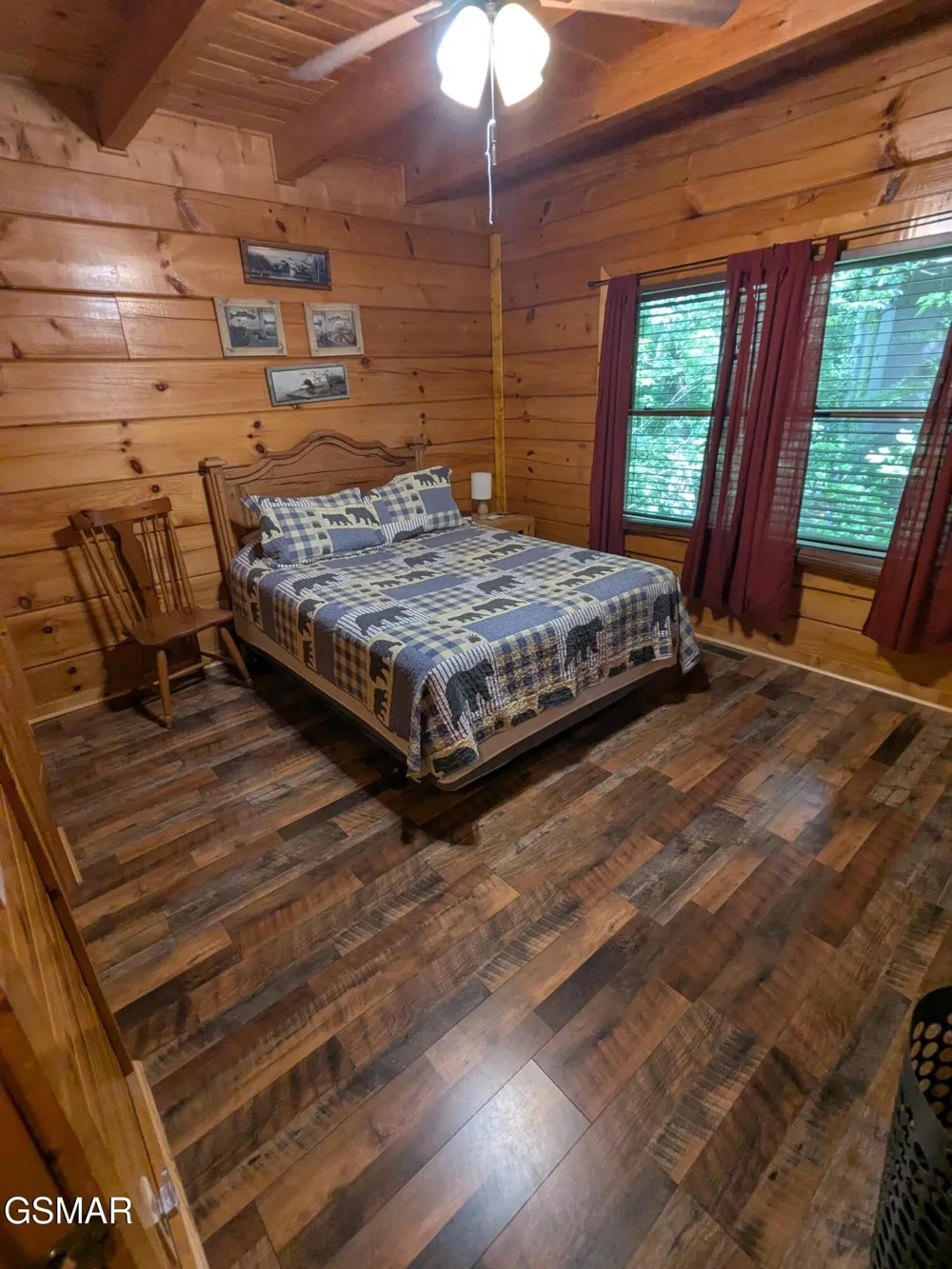 1039 Willard Way Sevierville, TN 37876
